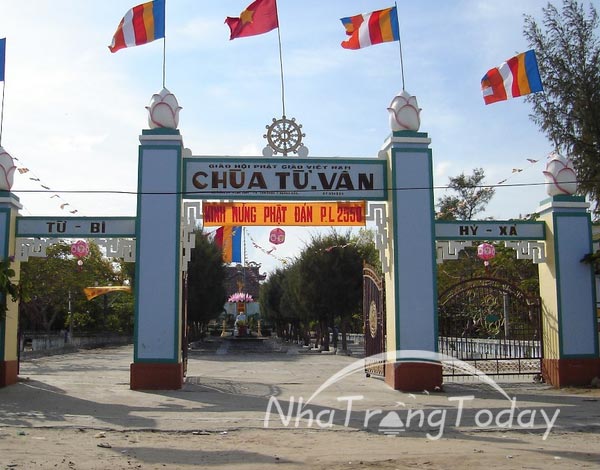 Chùa Từ Vân Cam Ranh